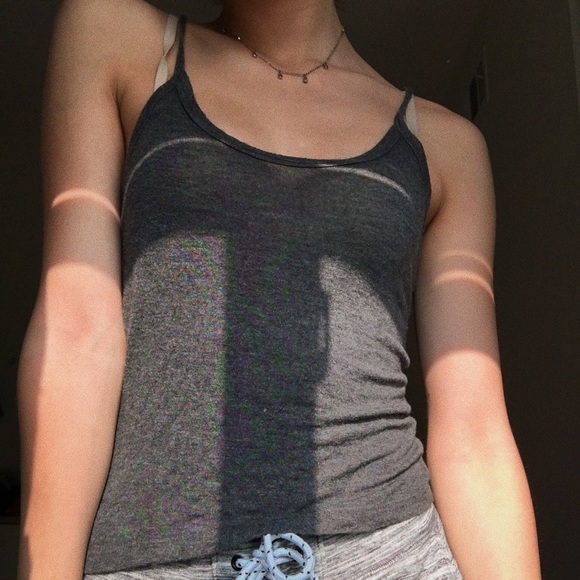 brandy melville grey tank top - Picture 2 of 2